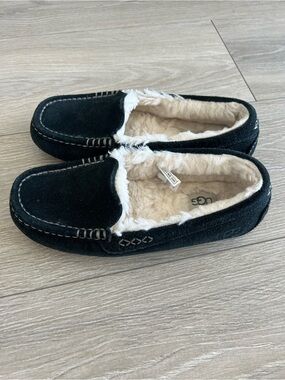 UGG Black Suede Shearling Lined Moccasin Slippers